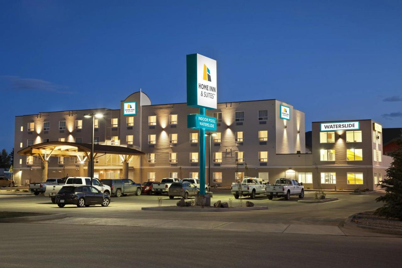 Home Inn And Suites Lloydminster Esterno foto